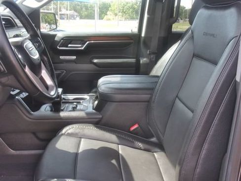 Used 2025 GMC Sierra 1500 Denali AWD/4WD image 28
