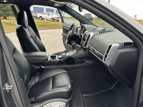 Used 2013 Porsche Cayenne Diesel image 29