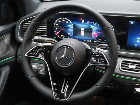 New 2025 Mercedes-Benz GLE 580 4MATIC image 16
