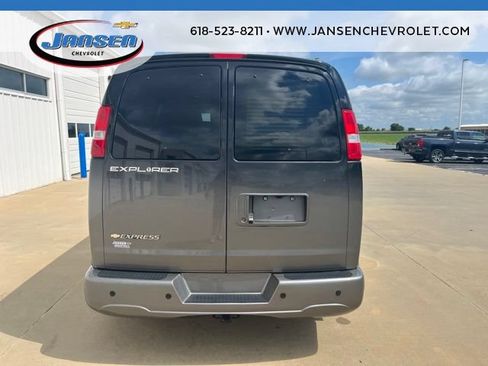 Used 2021 Chevrolet Express 2500 LS w/ Enhanced Convenience Package RWD image 5