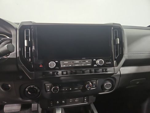 New 2026 Nissan Frontier SV w/ SV Convenience Package AWD/4WD image 18
