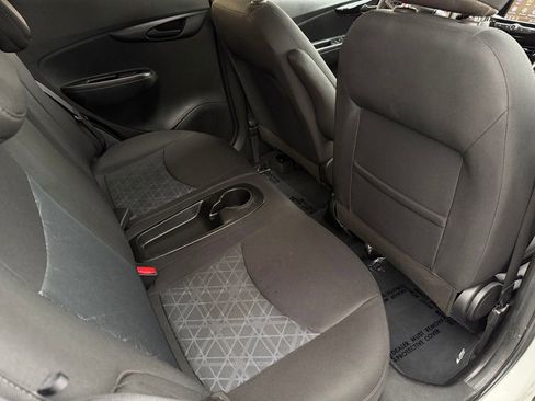 Used 2021 Chevrolet Spark LT image 19