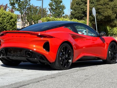 Used 2025 Lotus Emira RWD image 4