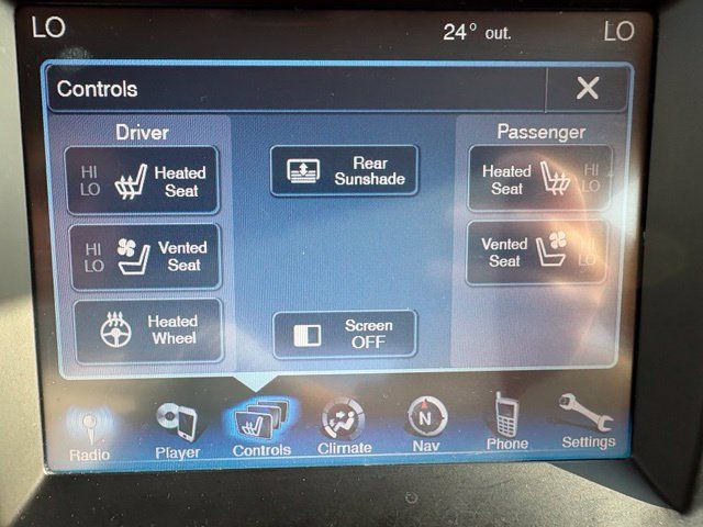 Used 2013 Chrysler 300 C w/ Light Group RWD image 28
