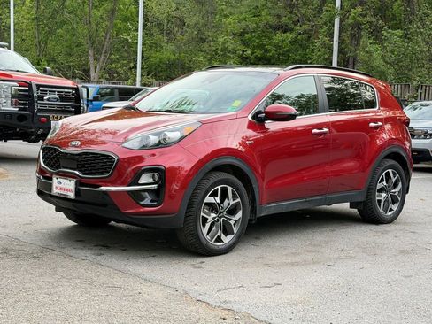 Used 2021 Kia Sportage EX w/ EX Technology Package image 3