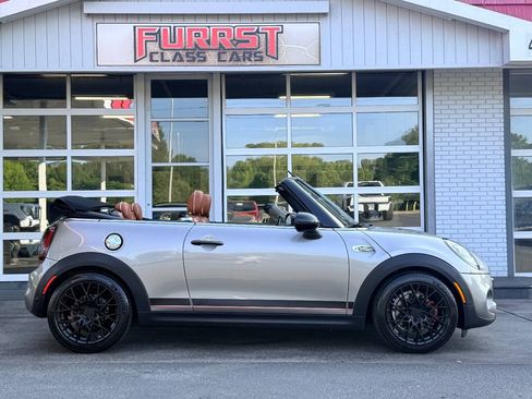 Used 2016 MINI Cooper S FWD image 2