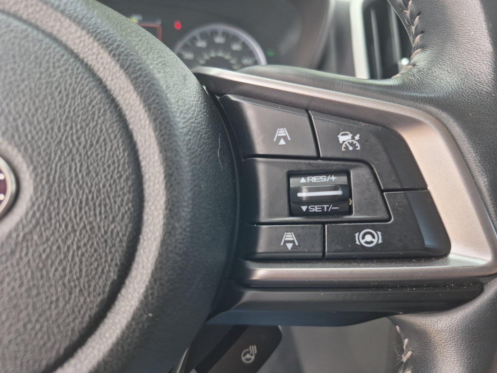 Used 2021 Subaru Ascent Touring AWD/4WD image 28