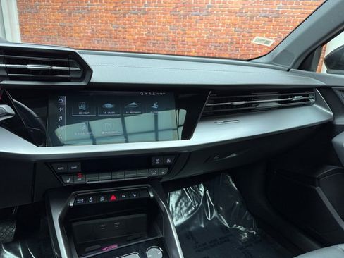 Used 2023 Audi A3 2.0T Premium image 17