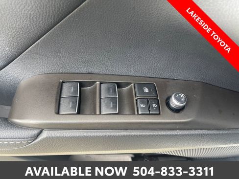 Used 2023 Toyota Camry XSE FWD image 24