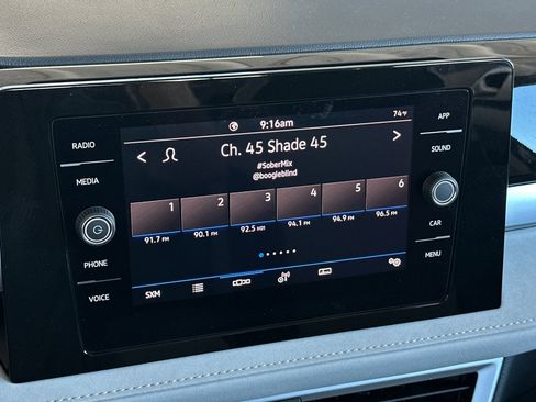 New 2025 Volkswagen Taos SE image 18