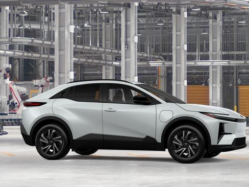 New 2026 Toyota C-HR AWD/4WD image 13