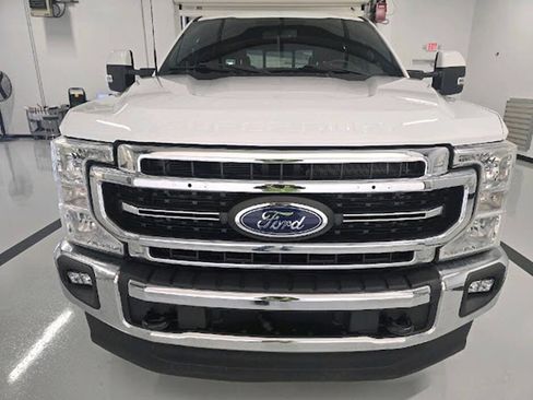 Used 2022 Ford F250 Lariat w/ Lariat Value Package image 2