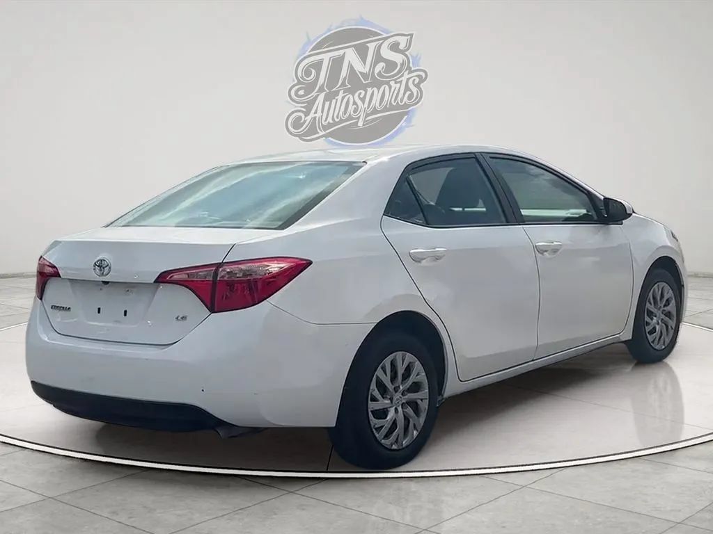 Used 2019 Toyota Corolla LE FWD image 5