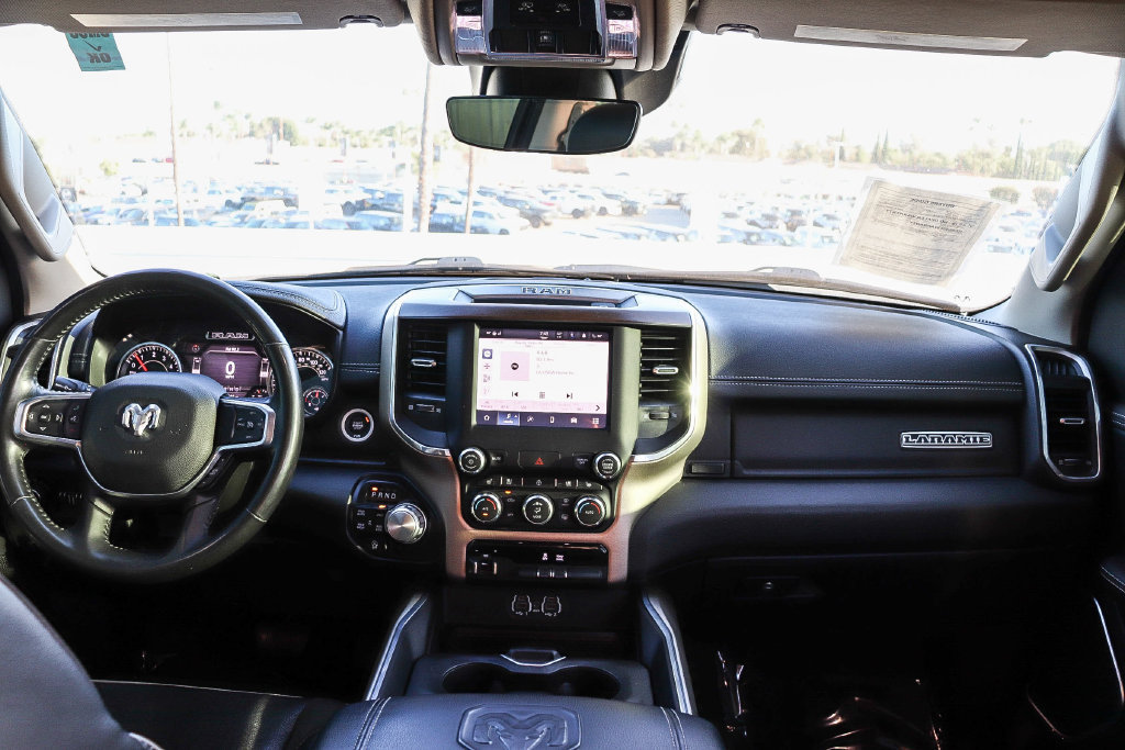 Used 2022 RAM 1500 Laramie AWD/4WD image 14
