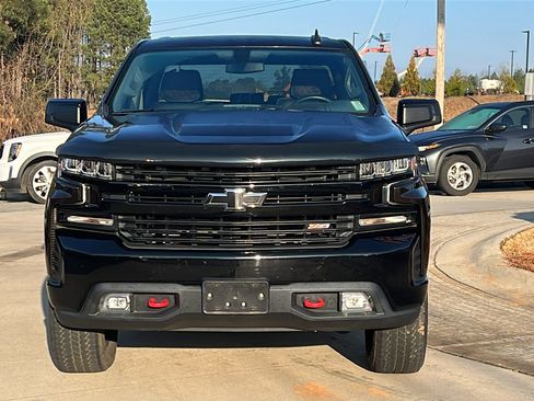 Used 2019 Chevrolet Silverado 1500 LT Trail Boss w/ Convenience Package image 3