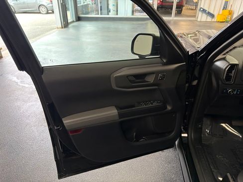 Used 2025 Ford Bronco Sport Badlands AWD/4WD image 14