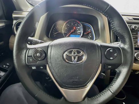 Used 2014 Toyota RAV4 Limited FWD image 18