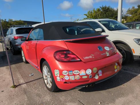 Used 2019 Volkswagen Beetle 2.0T S FWD image 3
