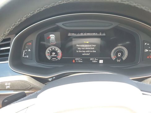 Certified 2025 Audi Q8 Premium Plus w/ Premium Plus Package AWD/4WD image 25
