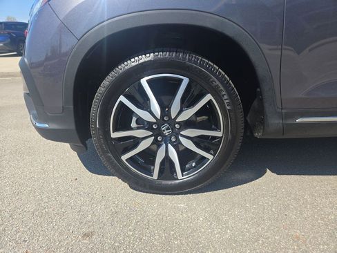 Used 2022 Honda Pilot Touring image 10