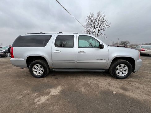 Used 2012 GMC Yukon XL SLT w/ SLT-2 Equipment Package image 5