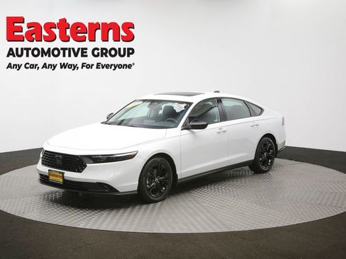 Used 2025 Honda Accord SE image 55