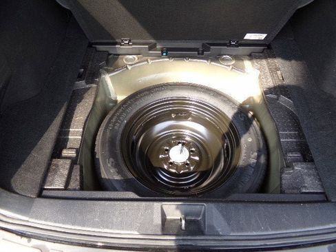 Used 2019 Subaru Outback 2.5i Touring w/ Popular Package #3A image 34