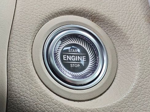 Certified 2022 Mercedes-Benz GLC 300 GLC 300 image 33