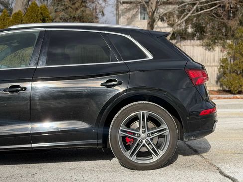 Used 2019 Audi SQ5 Prestige w/ Prestige Package image 9