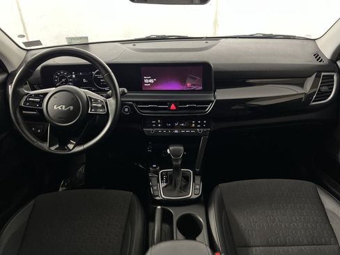 Used 2024 Kia Seltos S FWD image 23