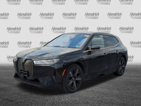 Used 2023 BMW iX xDrive50 w/ Premium Package image 5