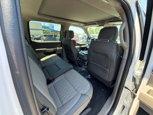 New 2026 Ford F350 Platinum w/ Platinum Plus Package AWD/4WD image 13