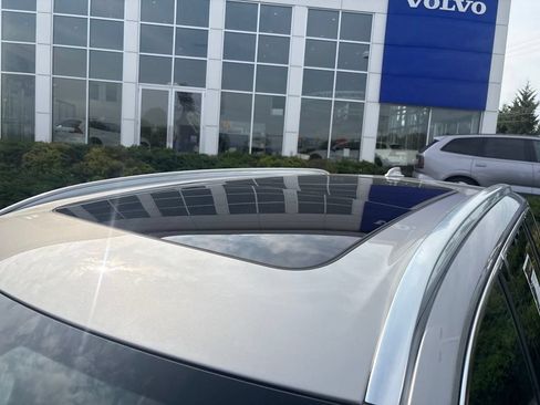 Certified 2023 Volvo XC90 B5 Core w/ Protection Package Premier AWD/4WD image 10