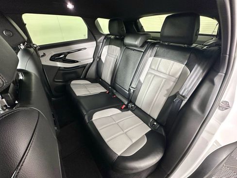 Used 2023 Land Rover Range Rover Evoque R-Dynamic S AWD/4WD image 29