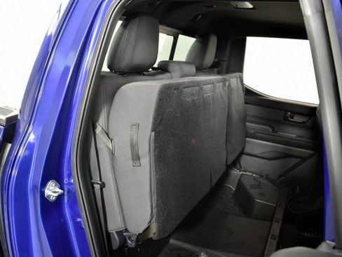 Used 2024 Toyota Tacoma SR5 w/ SR5 Upgrade Package image 20