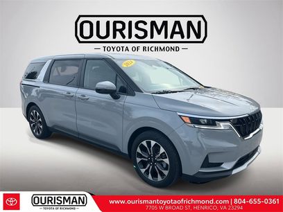 Used 2024 Kia Carnival EX