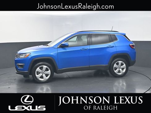 Used 2021 Jeep Compass Latitude w/ Convenience Group image 2