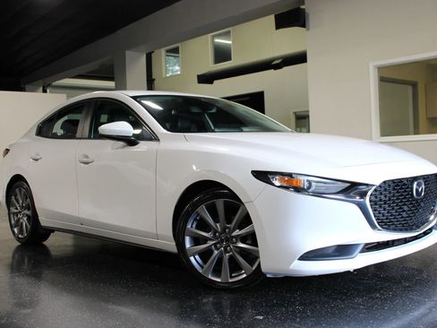 Used 2021 MAZDA MAZDA3 s FWD image 34
