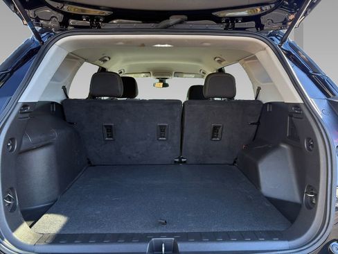 Used 2022 GMC Terrain SLE w/ Driver Convenience Package image 21