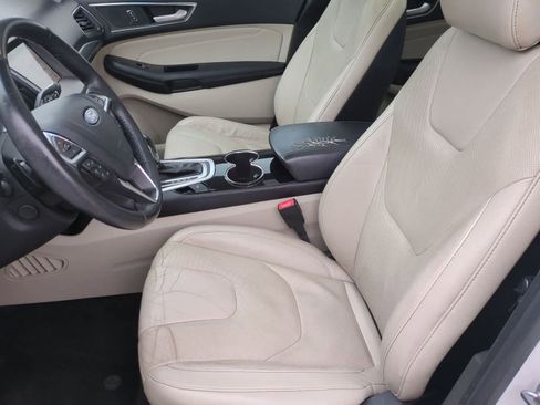Used 2018 Ford Edge Titanium w/ Equipment Group 301A image 16