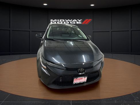 Used 2022 Toyota Corolla LE FWD image 5
