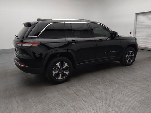 Used 2022 Jeep Grand Cherokee Limited 4xe image 10