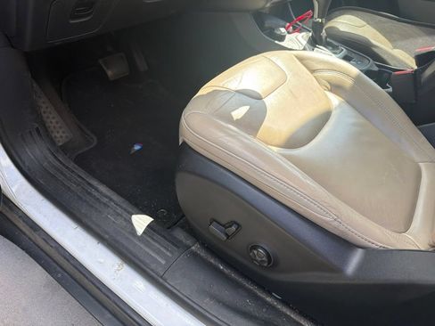 Used 2015 Jeep Cherokee Limited AWD/4WD image 6