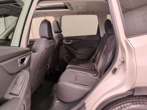 Certified 2023 Subaru Forester Premium image 15