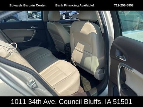 Used 2012 Buick Regal Premium image 9