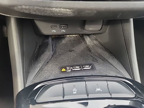 Certified 2024 Buick Envista Avenir image 15