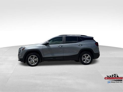 Used 2024 GMC Terrain SLE w/ Driver Convenience Package AWD/4WD image 22