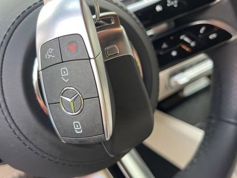 Used 2024 Mercedes-Benz GLS 450 4MATIC image 21