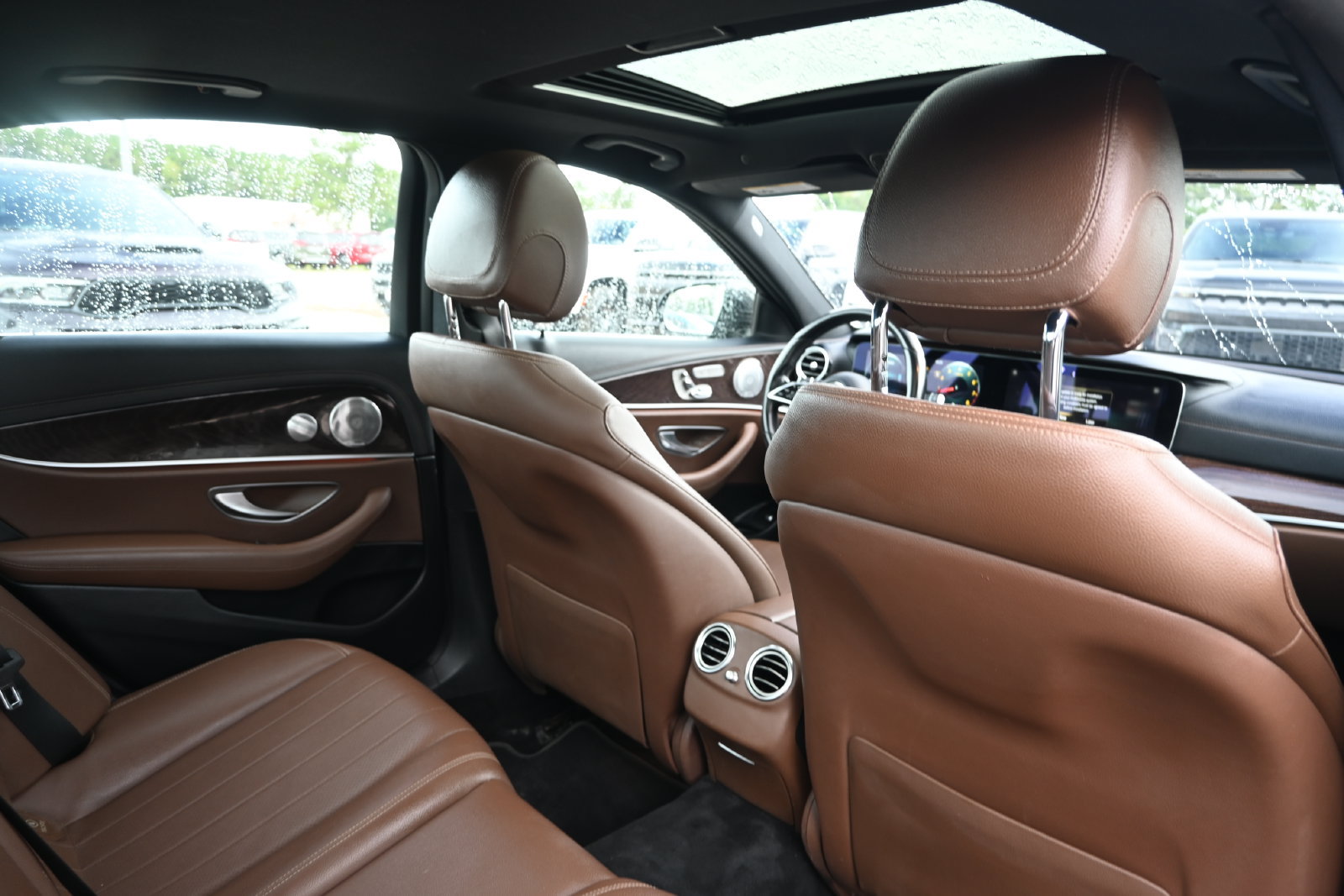 Used 2021 Mercedes-Benz E 350 Sedan image 30