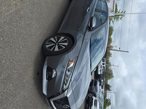 Used 2019 Nissan Altima 2.5 SL FWD image 5